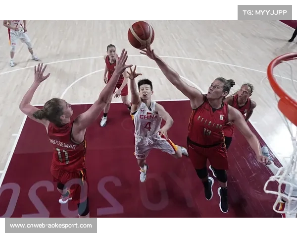 中国女篮95-39大胜国际联队,张子宇21分统治内线